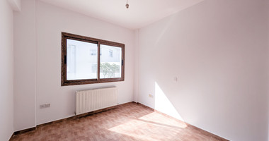 For Sale: 3-Bedroom Semi-Detached House in Agios Athanasios, Limassol