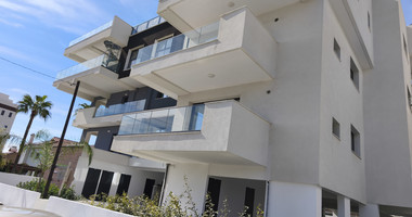 BRAND NEW ONE-BED Apartment in Zakaki