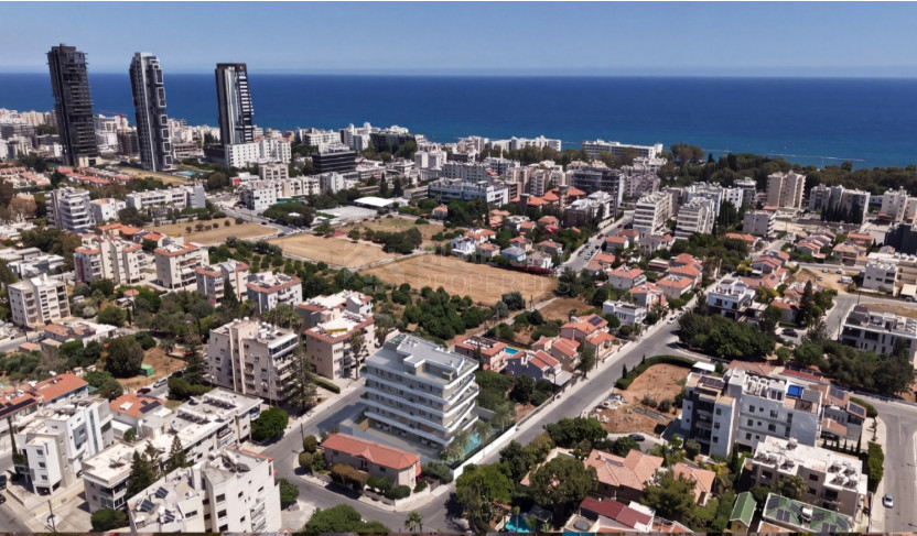 Stylish 1-Bedroom Apartment with Private Garden in Germasogeia, Limassol