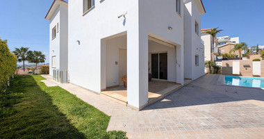 Elegant 4-Bedroom Home with Basement & Pool in Agios Athanasios, Limassol