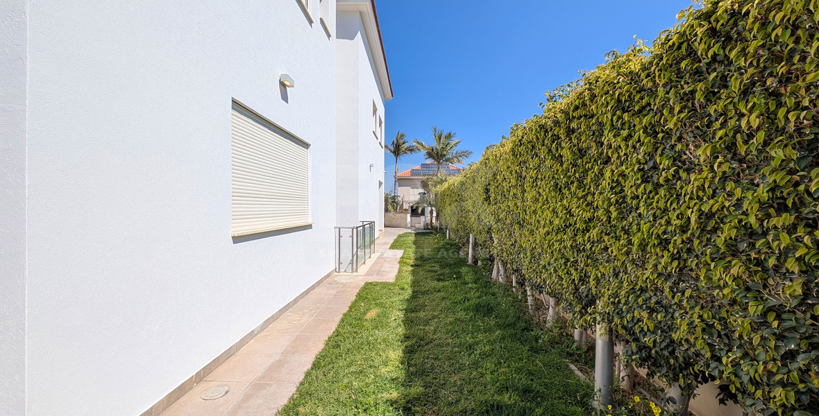 Elegant 4-Bedroom Home with Basement & Pool in Agios Athanasios, Limassol