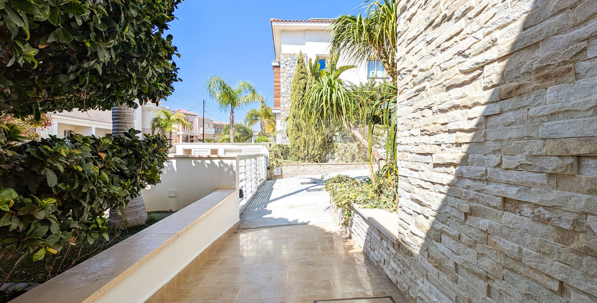 Elegant 4-Bedroom Home with Basement & Pool in Agios Athanasios, Limassol