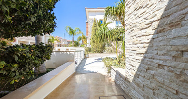 Elegant 4-Bedroom Home with Basement & Pool in Agios Athanasios, Limassol
