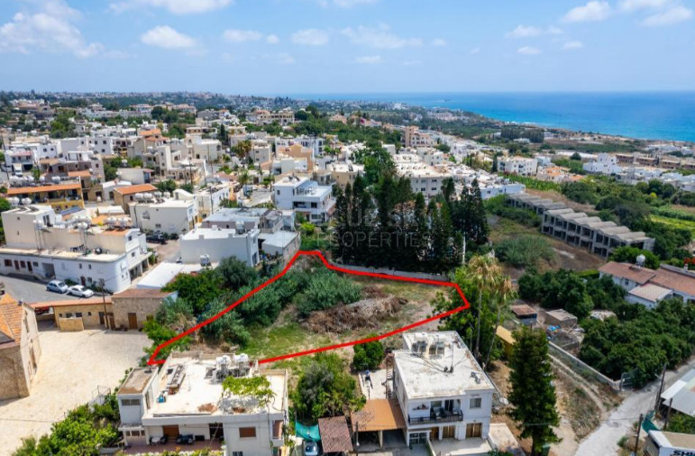 Large Plot in Kissonerga with Sea & Mountain Views for Sale
