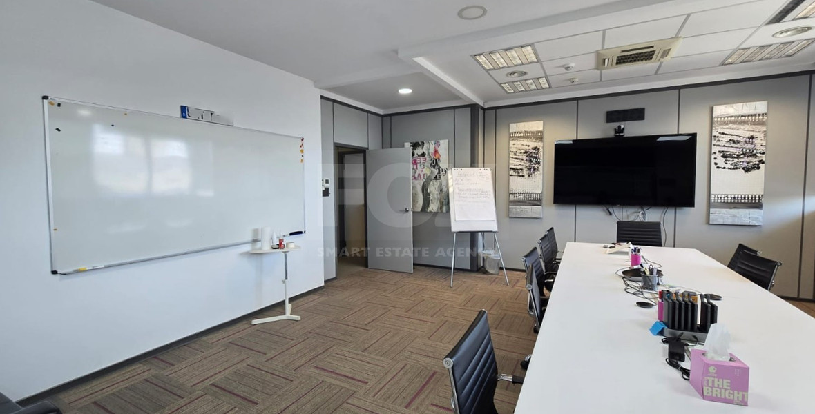 OFFICE SPACE FOR RENT | 3RD FLOOR | CITY CENTRE