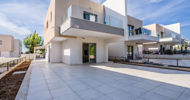 Modern 3-Bedroom Detached Villa with Sea Views , Geroskipou