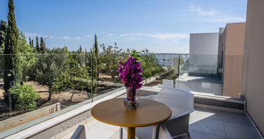 Modern 3-Bedroom Detached Villa with Sea Views , Geroskipou