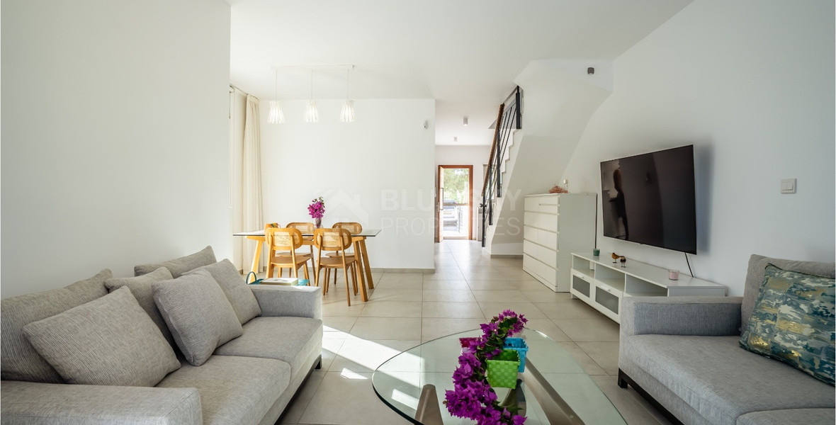 Modern 3-Bedroom Detached Villa with Sea Views , Geroskipou