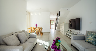 Modern 3-Bedroom Detached Villa with Sea Views , Geroskipou