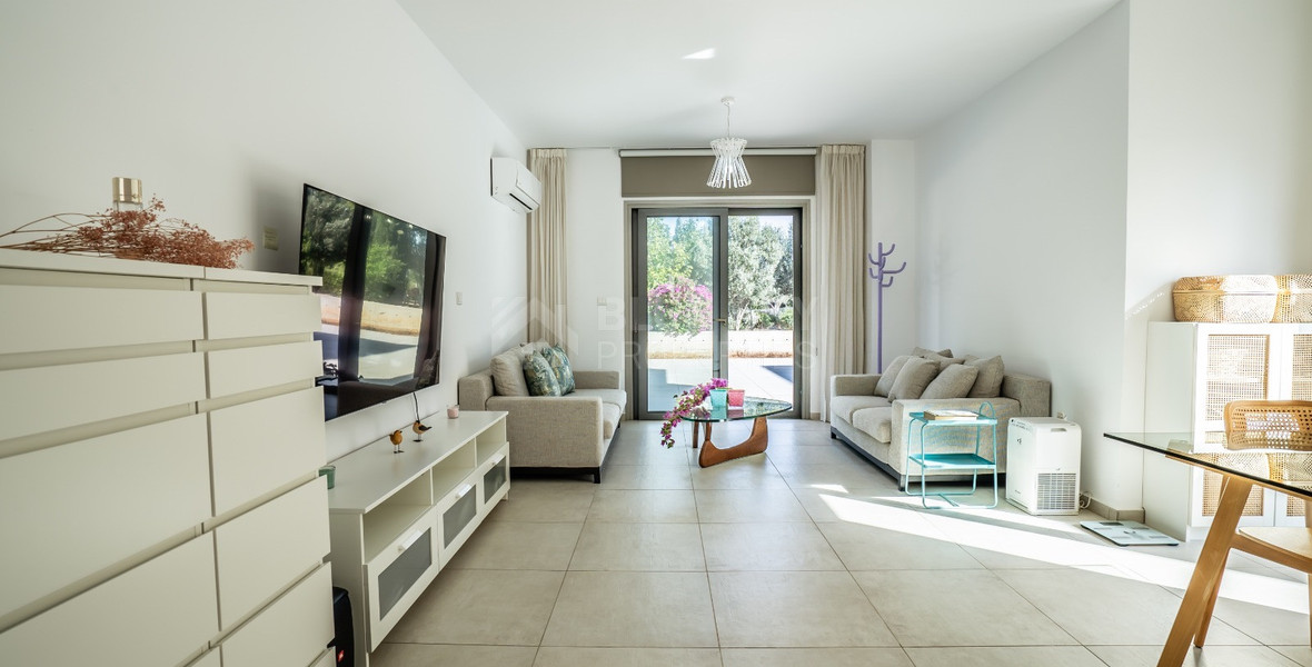 Modern 3-Bedroom Detached Villa with Sea Views , Geroskipou