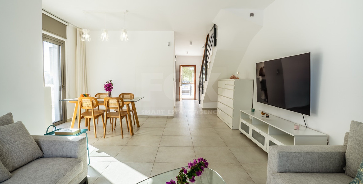 Modern 3-Bedroom Detached Villa with Sea Views , Geroskipou