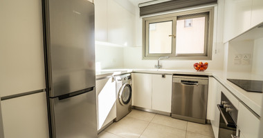 Modern 3-Bedroom Detached Villa with Sea Views , Geroskipou