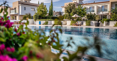 Modern 3-Bedroom Detached Villa with Sea Views , Geroskipou