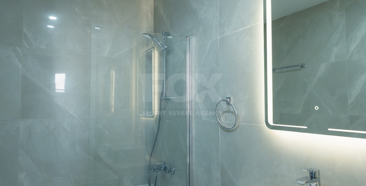 Luxury 3-Bedroom Penthouse with Private Roof Garden For Rent in Kapsalos, Limassol