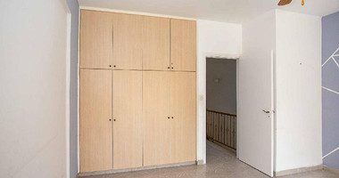 Spacious two Bedroom maisonnete in a privillaged area in the center of Paphos