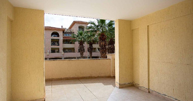 Spacious two Bedroom maisonnete in a privillaged area in the center of Paphos