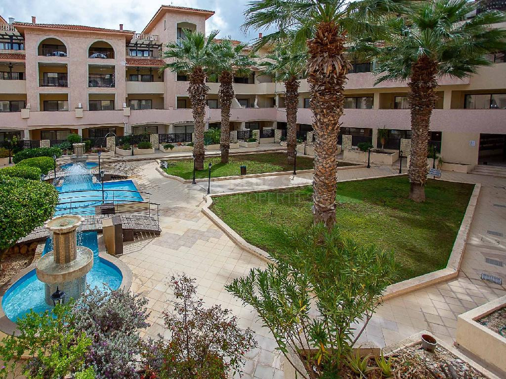 Spacious two Bedroom maisonnete in a privillaged area in the center of Paphos