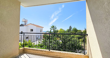 For Sale: One-Bedroom Apartment in Pegeia, Paphos