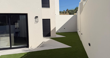 Brand-New Five-Bedroom Villa for Rent – Agios Athanasios