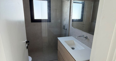 Brand-New Five-Bedroom Villa for Rent – Agios Athanasios