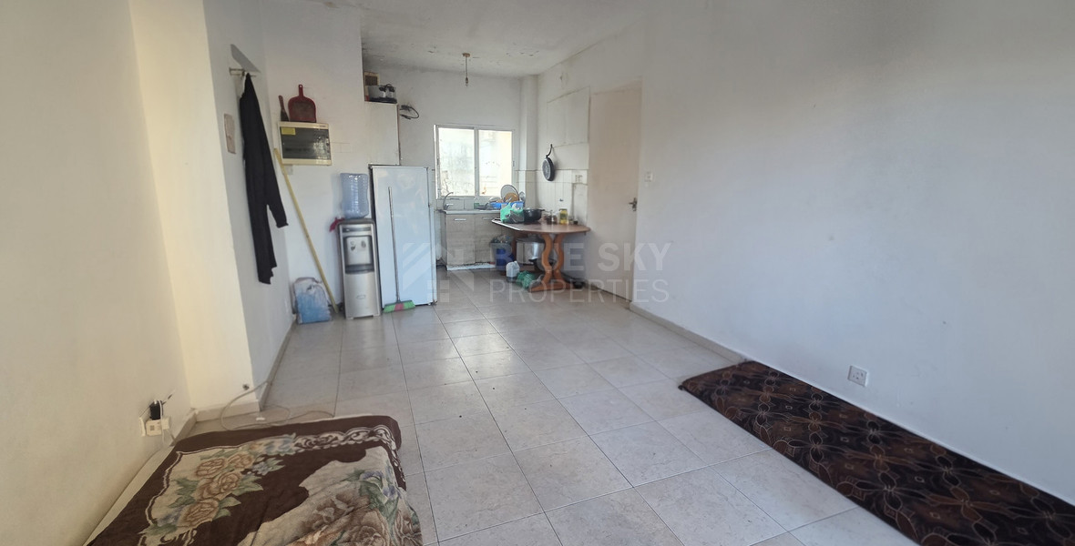 Two-Bedroom Apartment for Sale in Neapoli, Limassol – Renovation Opportunity Just 300m from the Sea