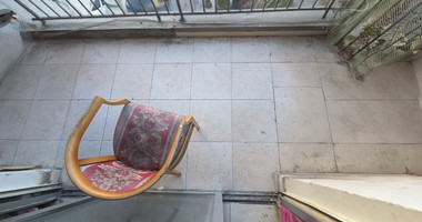 Two-Bedroom Apartment for Sale in Neapoli, Limassol – Renovation Opportunity Just 300m from the Sea
