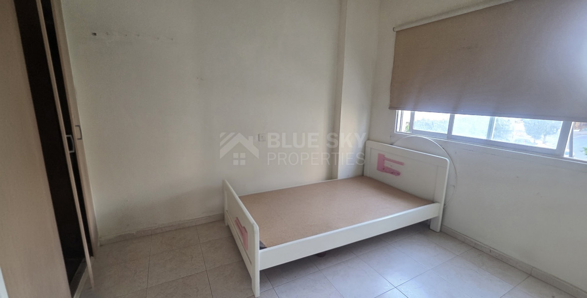 Two-Bedroom Apartment for Sale in Neapoli, Limassol – Renovation Opportunity Just 300m from the Sea