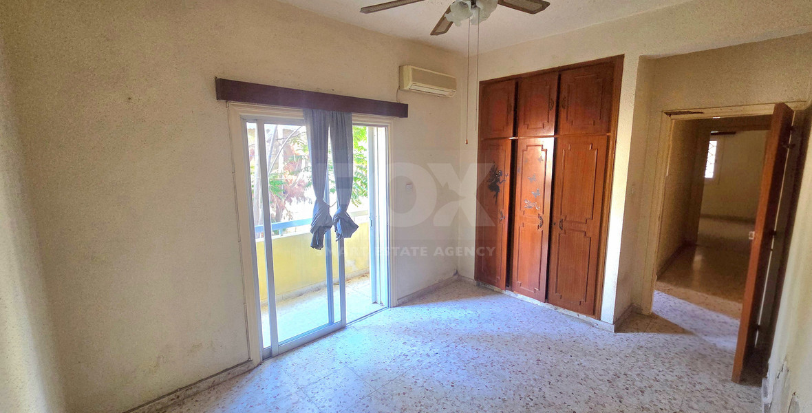 Spacious Six-Bedroom House ( Two Separate 3-Bedroom Apartments) in Agios Ioannis, Limassol