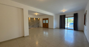 FOR RENT | Spacious Four-Bedroom Bungalow with Private Pool & Landscaped Garden in Parekklisia
