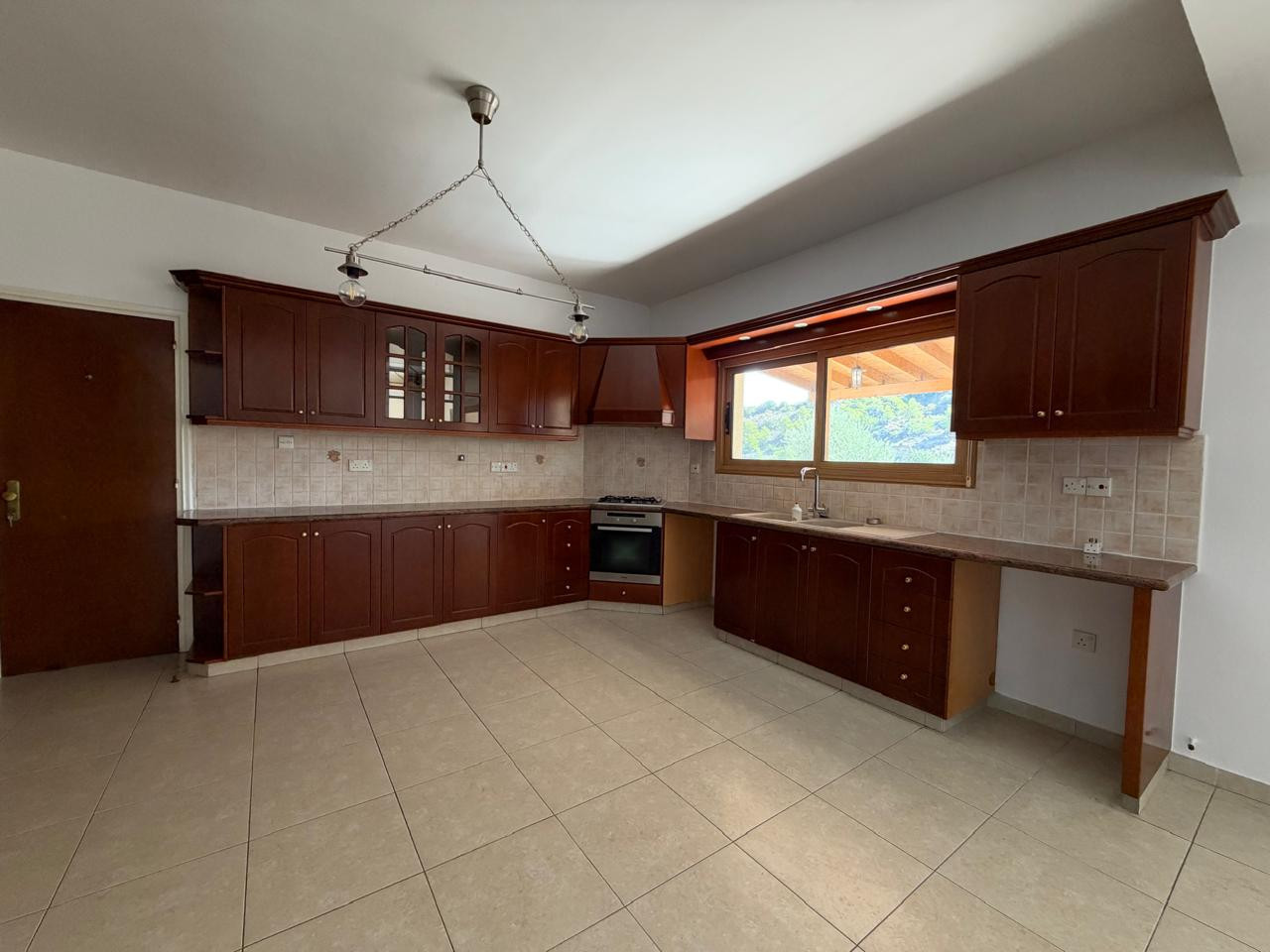 Bungalow 4 Schlafzimmer 170 m² in Parekklisia, Zypern