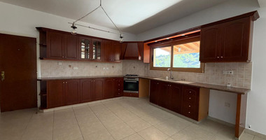 FOR RENT | Spacious Four-Bedroom Bungalow with Private Pool & Landscaped Garden in Parekklisia