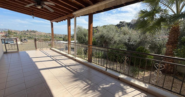 FOR RENT | Spacious Four-Bedroom Bungalow with Private Pool & Landscaped Garden in Parekklisia