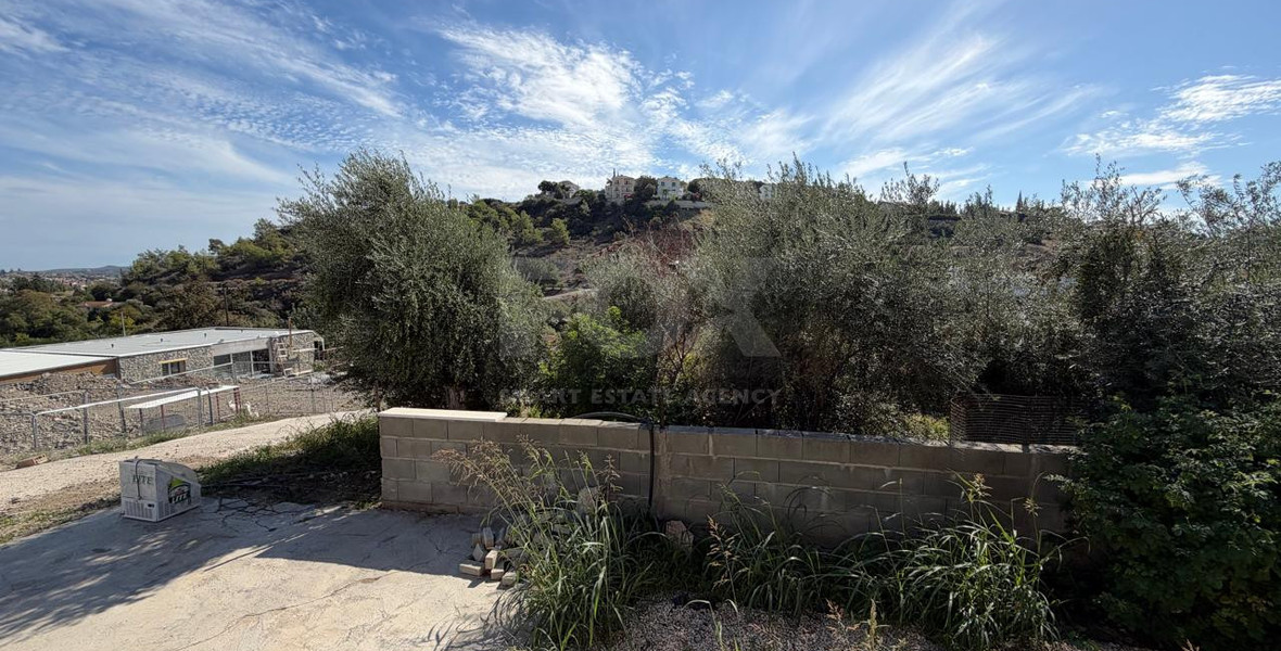 FOR RENT | Spacious Four-Bedroom Bungalow with Private Pool & Landscaped Garden in Parekklisia
