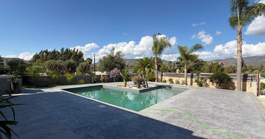 FOR RENT | Spacious Four-Bedroom Bungalow with Private Pool & Landscaped Garden in Parekklisia