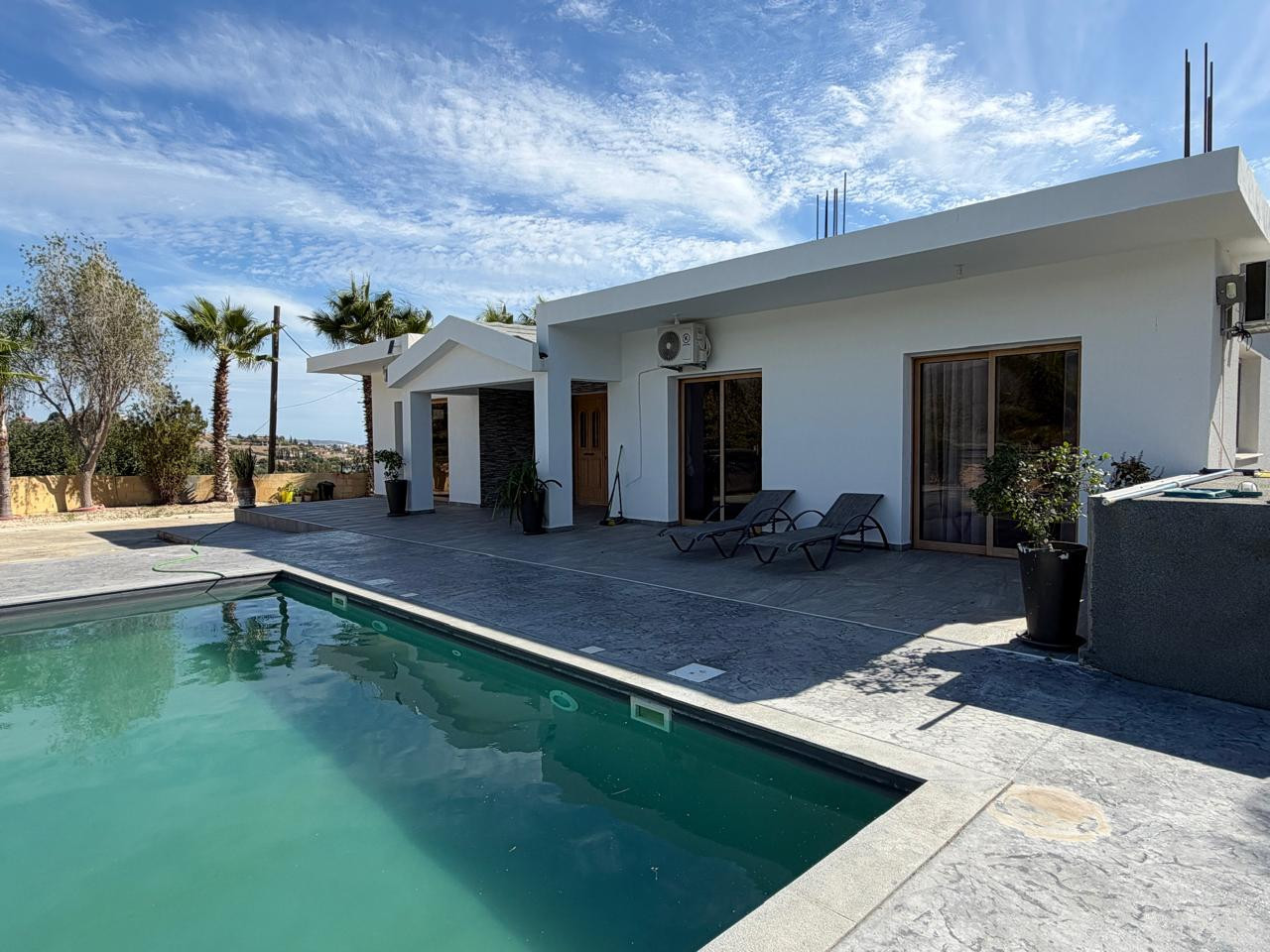 Bungalow 4 Schlafzimmer 170 m² in Parekklisia, Zypern
