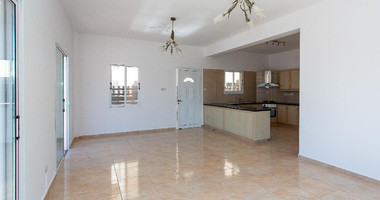 Three-Bedroom Detached House with Private Pool for Sale in Pegeia, Paphos