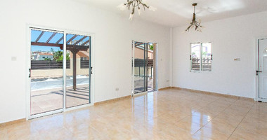 Three-Bedroom Detached House with Private Pool for Sale in Pegeia, Paphos