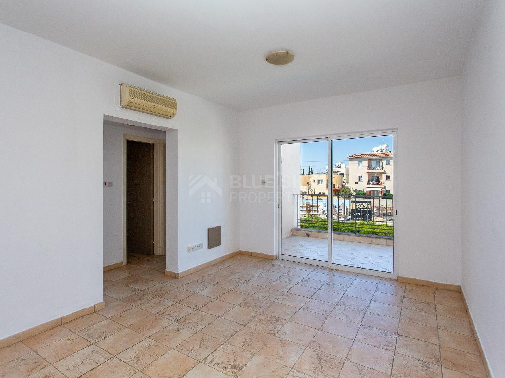 One-Bedroom Apartment for Sale in Universal, Paphos – Separate Title Deed