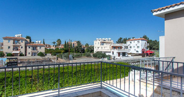 One-Bedroom Apartment for Sale in Universal, Paphos – Separate Title Deed