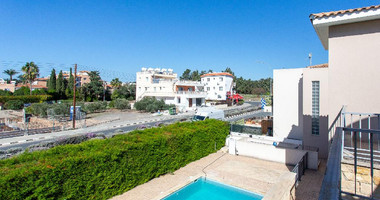 One-Bedroom Apartment for Sale in Universal, Paphos – Separate Title Deed