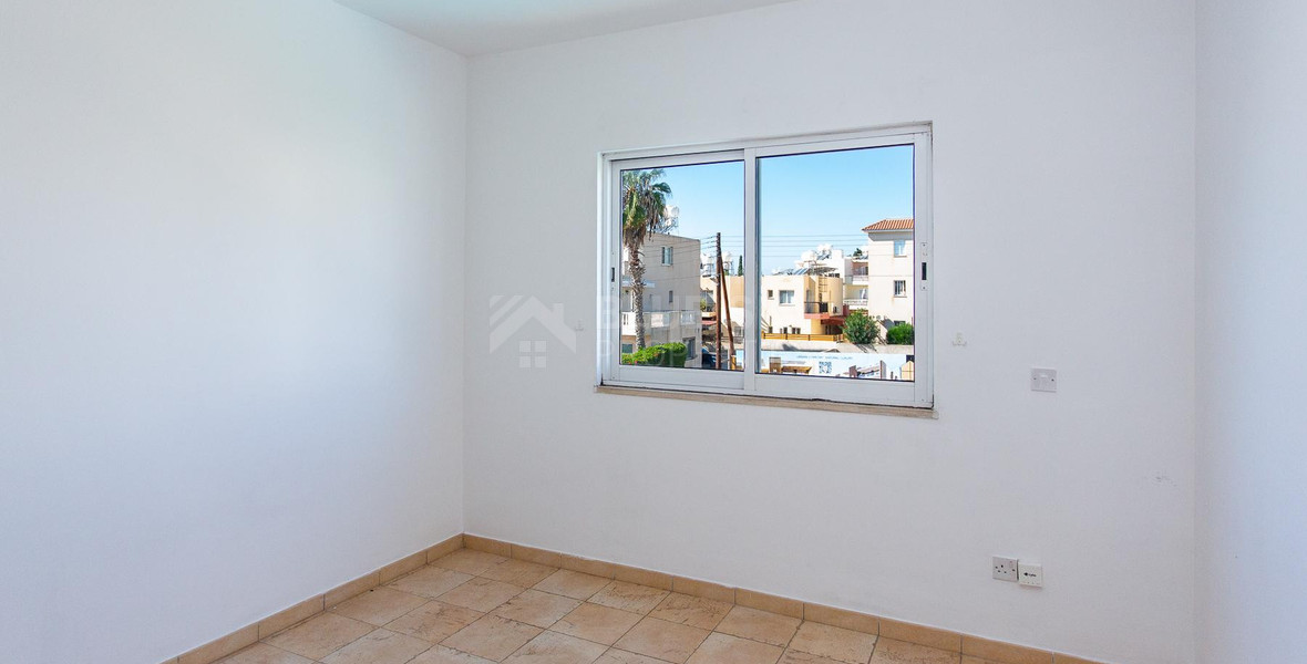 One-Bedroom Apartment for Sale in Universal, Paphos – Separate Title Deed