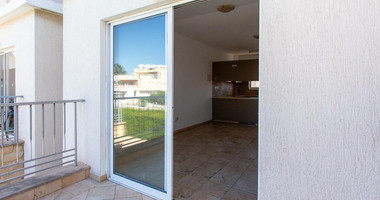One-Bedroom Apartment for Sale in Universal, Paphos – Separate Title Deed