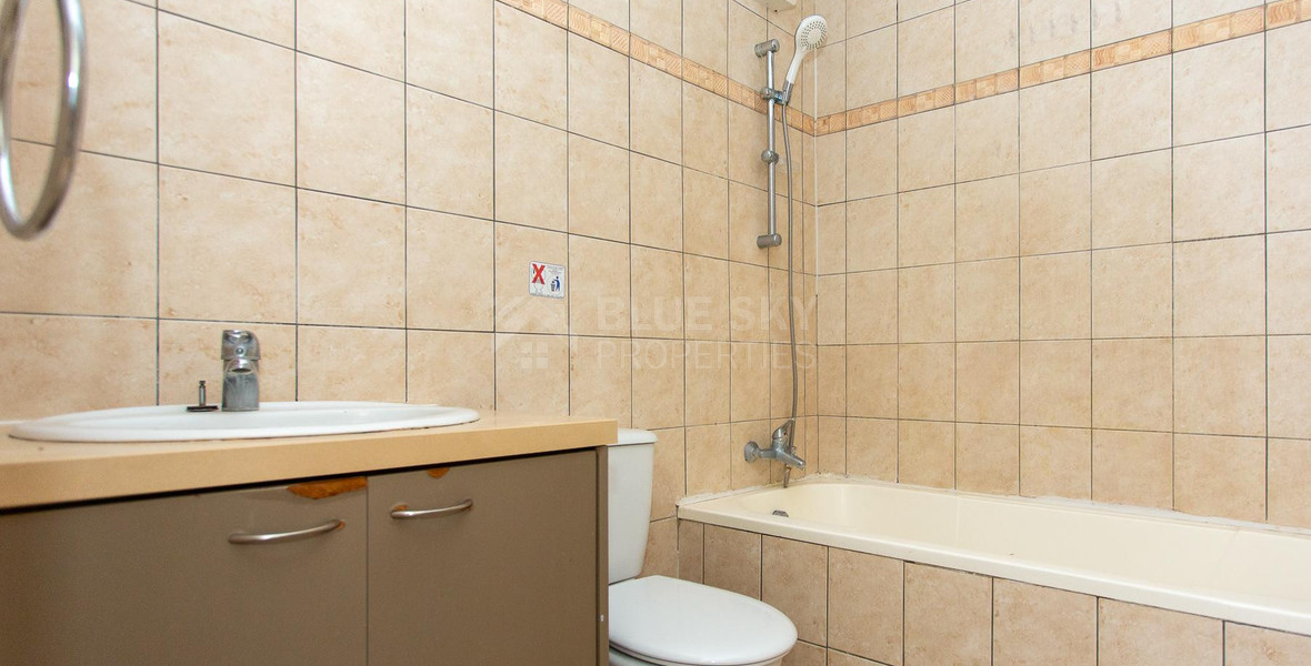 One-Bedroom Apartment for Sale in Universal, Paphos – Separate Title Deed