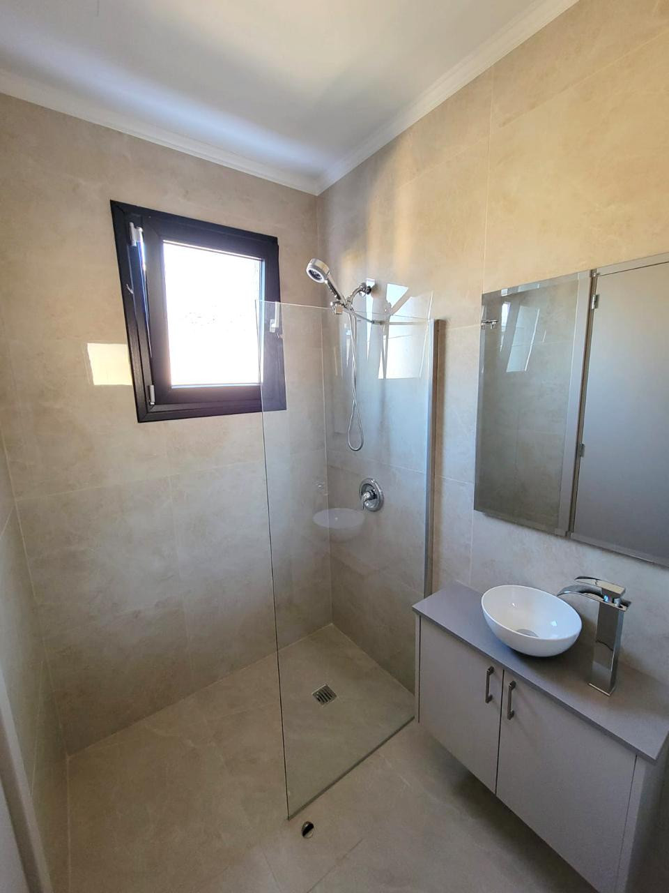 Mieszkanie 2 pokoi 90 m² w Kato Polemidion Municipality, Cypr