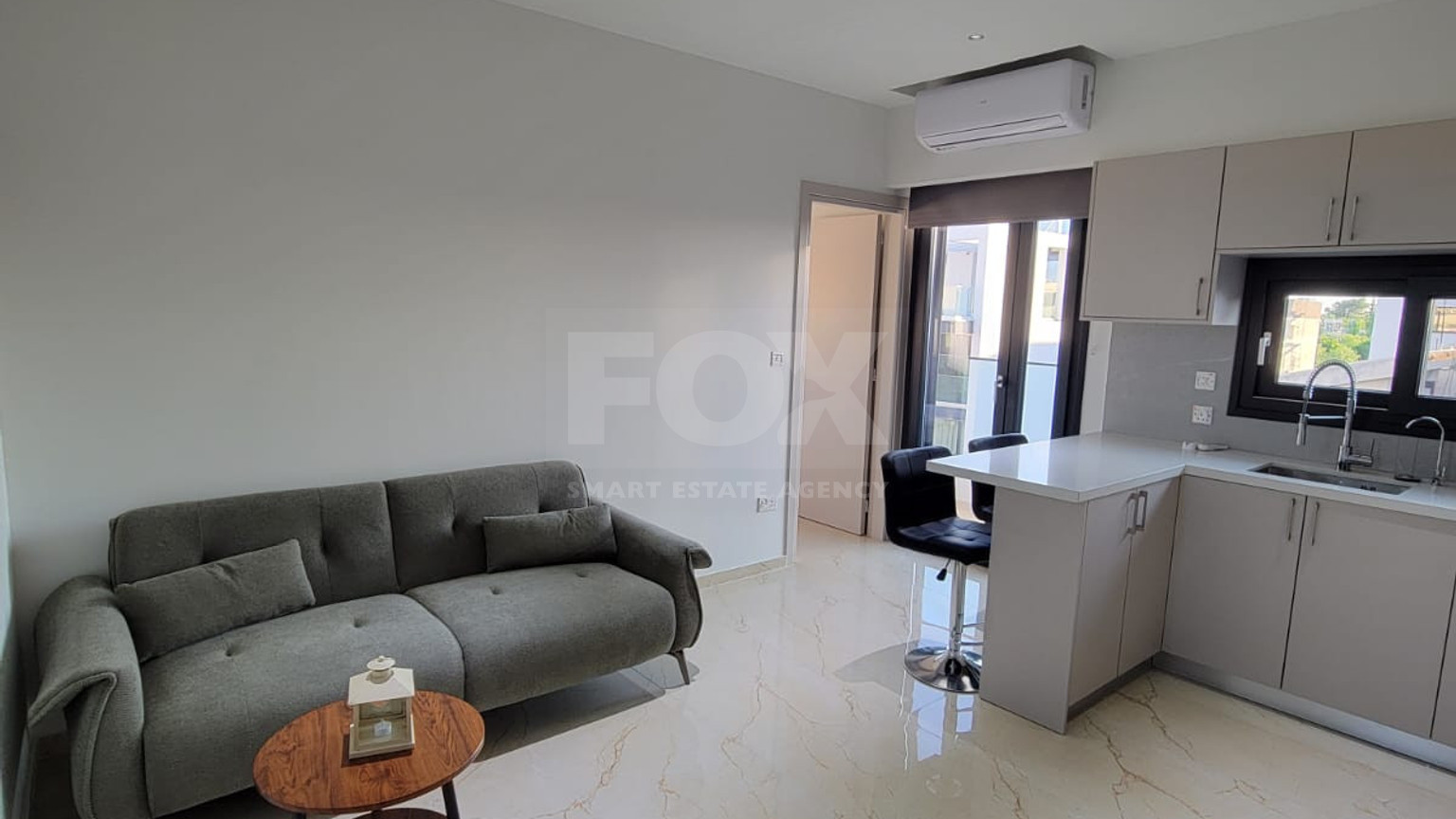 Brand new furnished one bedroom penthouse apartment with roof terrace for rent in Agios Georgios Havouzas, Limassol