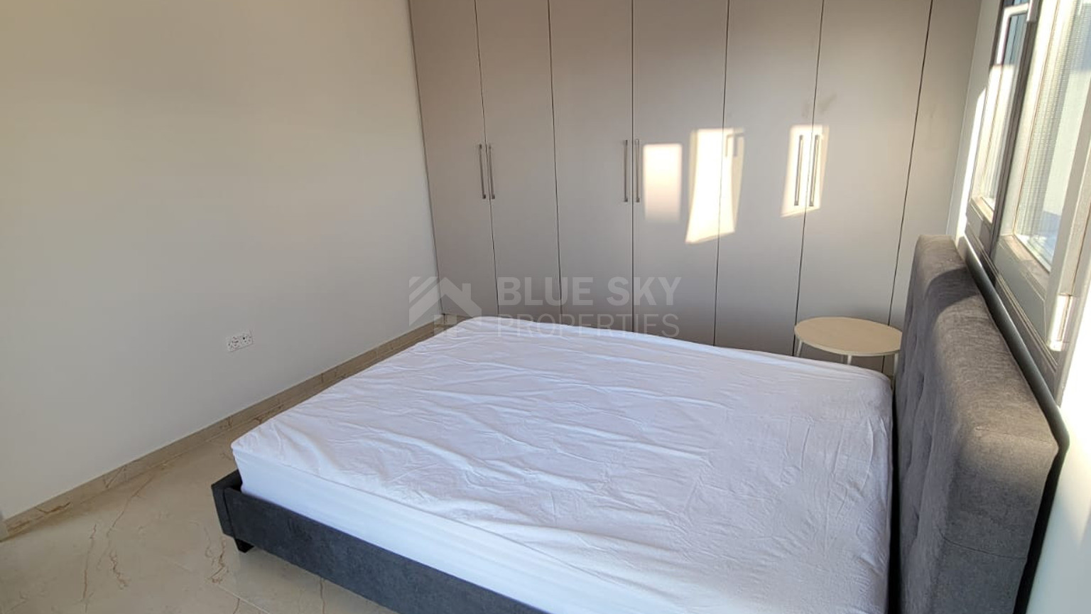Brand new furnished one bedroom penthouse apartment with roof terrace for rent in Agios Georgios Havouzas, Limassol