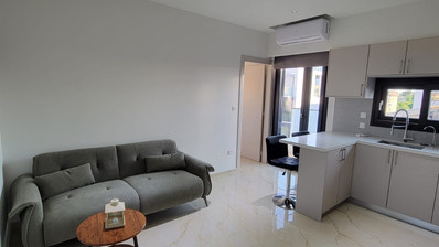 Brand new furnished one bedroom penthouse apartment with roof terrace for rent in Agios Georgios Havouzas, Limassol