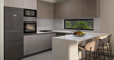 Spacious Modern three-Bed Apartment in Empa for Sale