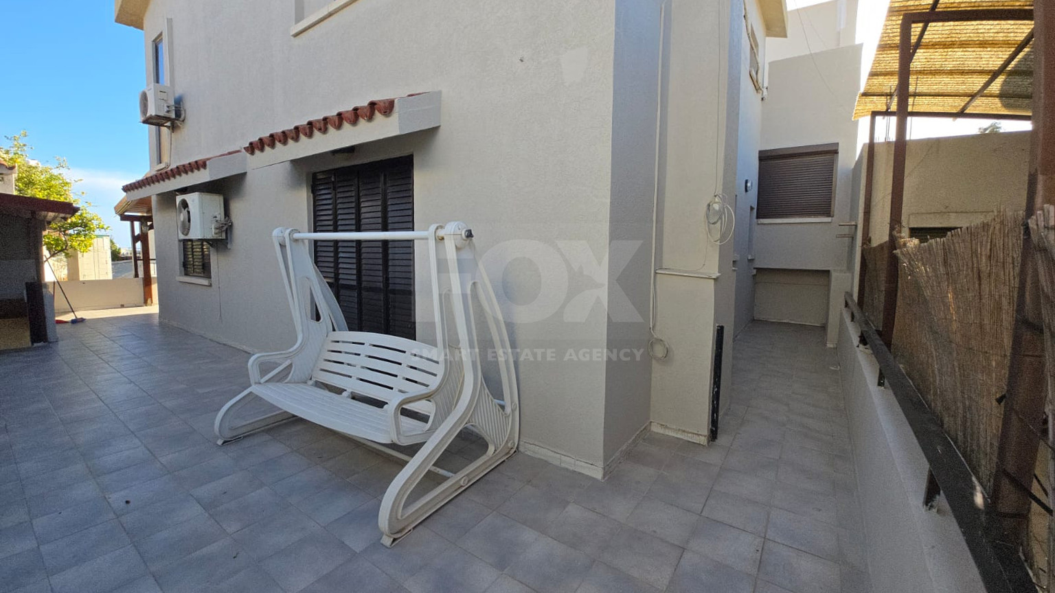 Spacious 3-Bedroom Apartment in Agia Fyla – 170 m² with Large Back Veranda