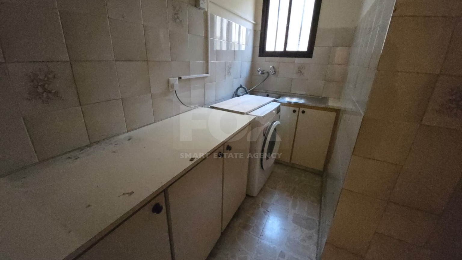 Spacious 3-Bedroom Apartment in Agia Fyla – 170 m² with Large Back Veranda